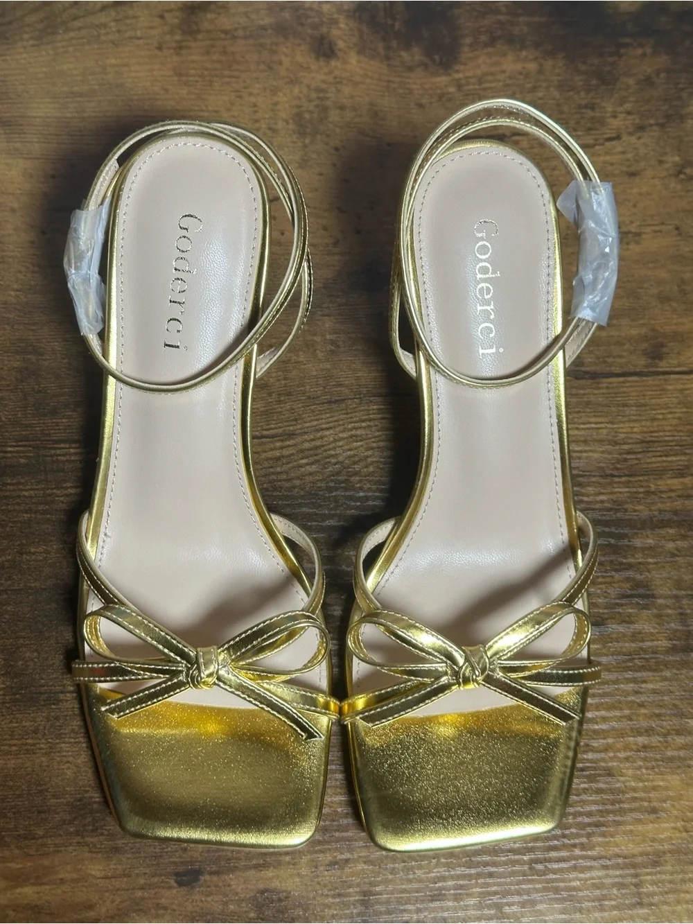 Goderci Kitten Heels with Bow Strappy Heels for Women size 7.5 Gold